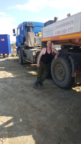  ,   Aleks, 49 ,   c 