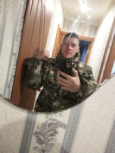  ,   Maxim, 32 ,   ,   