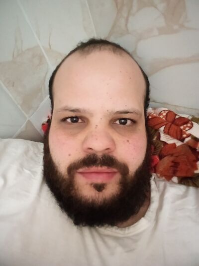  Algiers,   Hossene, 37 ,   ,   