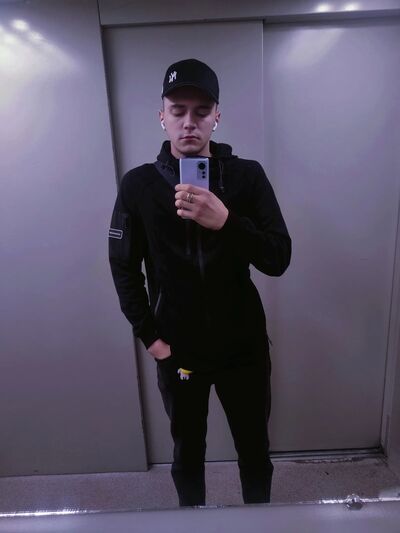  ,   Evgeny, 21 ,   ,   