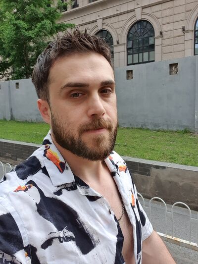  ,   Mrfreeman, 33 ,   ,   