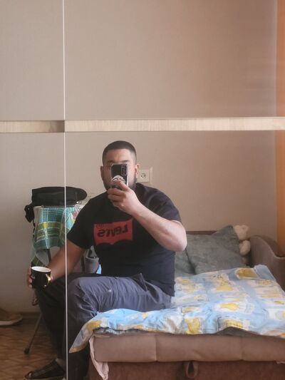  ,   Max, 34 ,   ,   