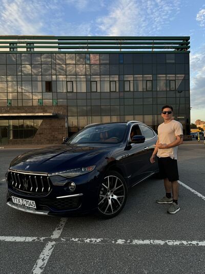  ,   Ilya, 31 ,   ,   