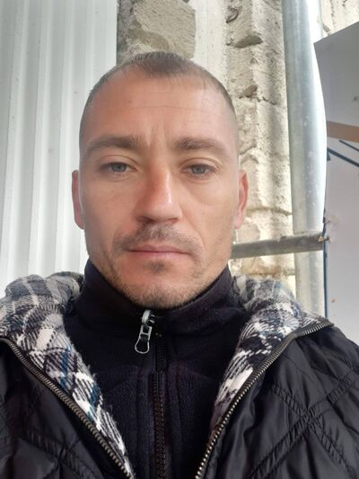  Albertson,   , 37 ,   