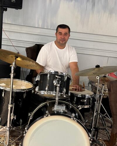  ,   Vuqar, 31 ,   ,   