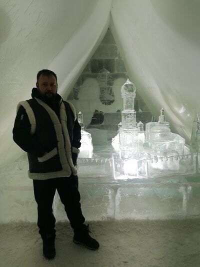  ,   Ruslan, 38 ,   ,   , c 
