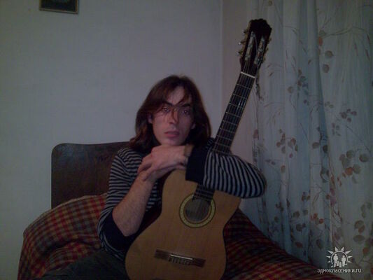 ,   Davit, 42 ,   