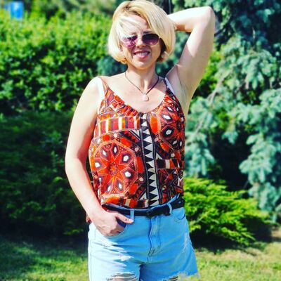  Kolinany,   Svitlana, 40 ,   ,   , c 