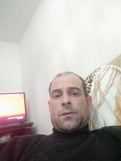  ,   Anar, 43 ,   ,   