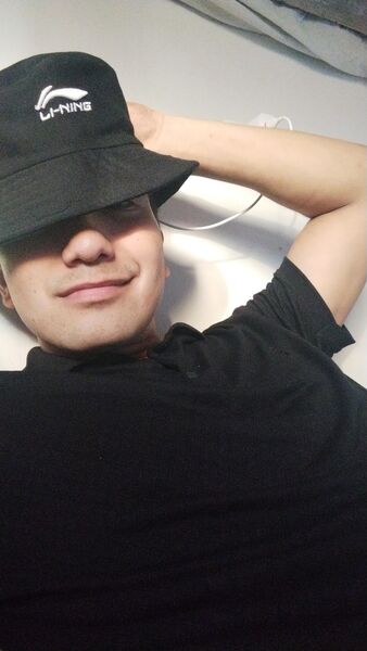  ,   Nurik, 28 ,   c 