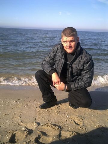  ,   Vadim, 44 ,   