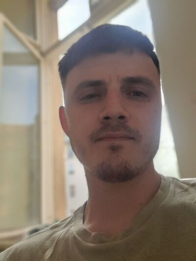  ,   Denis, 31 ,   