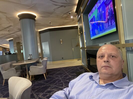  ,   Vadim, 48 ,   ,   , c , 
