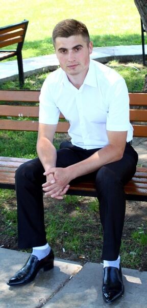  ,   Victor, 38 ,   ,   , c 