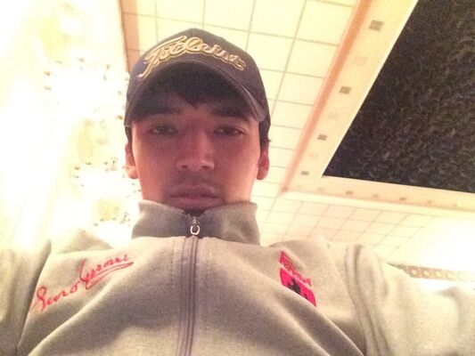 ,   Kamron, 33 ,   