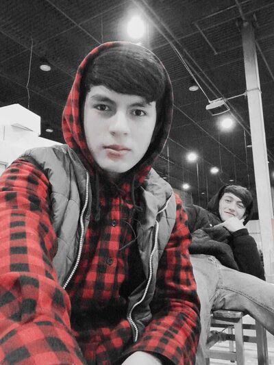  ,   Razik, 21 ,   ,   