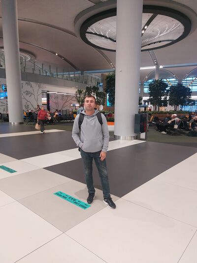  ,   Emil, 42 ,   ,   