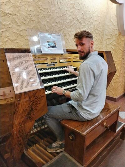  ,   Pavel, 38 ,   ,   , c , 