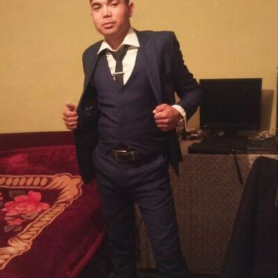  ,   Akmal, 33 ,   ,   , c 