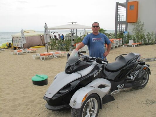  ,   Eduard, 50 ,   