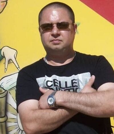  --,   , 49 ,   c 