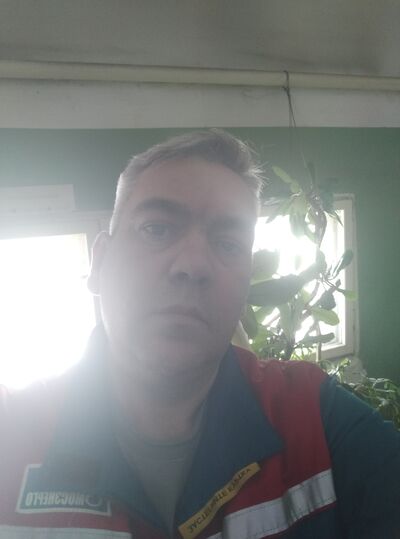  ,   Evgenii, 44 ,   c 