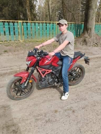  ,   Sergii, 19 ,   ,   