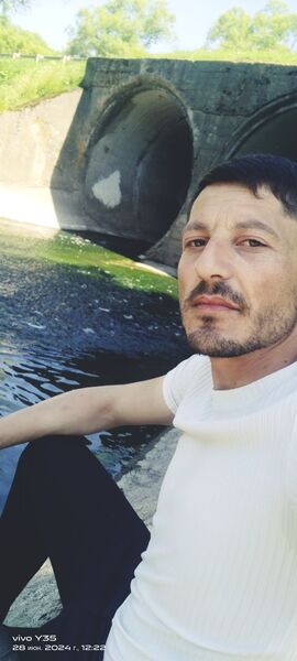  ,   Narek, 33 ,   ,   