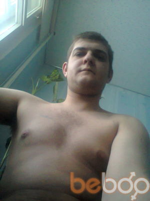  ,   Viktor, 38 ,   