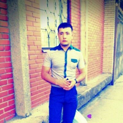  ,   Durbek, 32 ,   ,   , c 