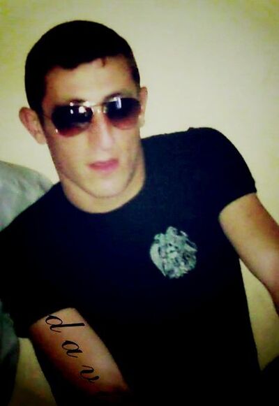  ,   Davo, 34 ,   