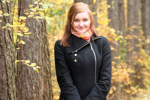  Moldova Noua,   Anya, 30 ,  