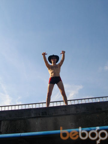  ,   Maks, 48 ,   