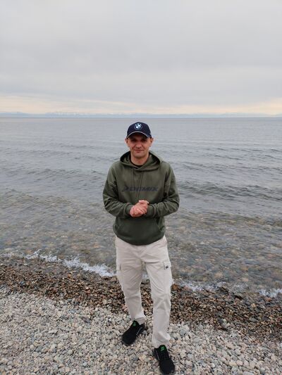  ,   Vitalii, 40 ,   ,   , 