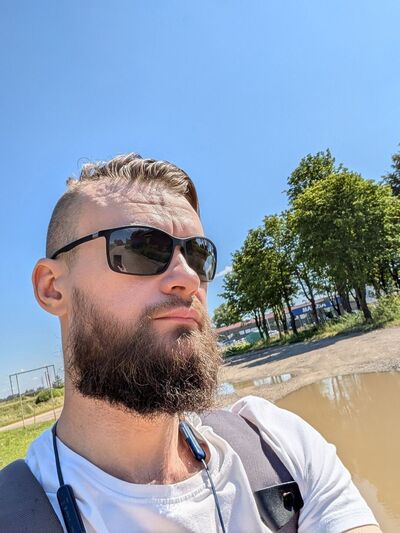  ,   Viacheslav, 37 ,   ,   