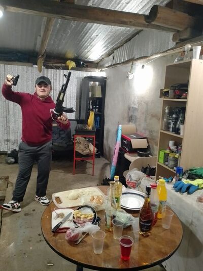  ,   Parviz, 21 ,   ,   