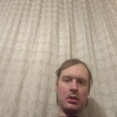  ,   Artjom, 38 ,   ,   