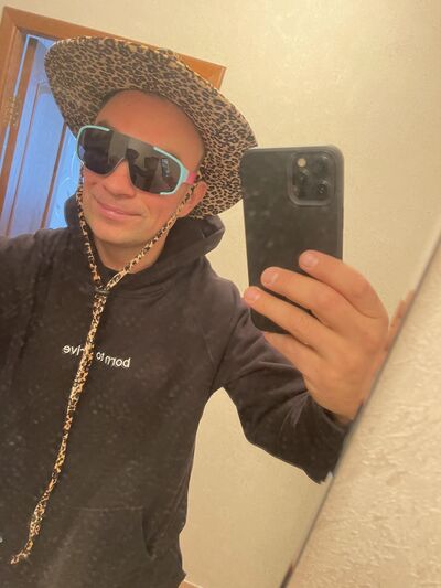  Chai Nat,   Michail, 36 ,   ,   , c , 