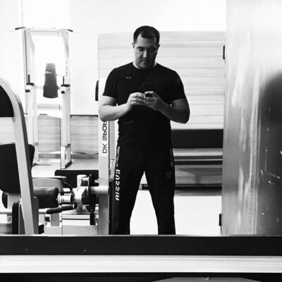  ,   Amir, 37 ,   ,   