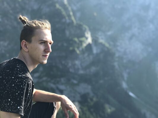  ,   Edgar, 27 ,   ,   , c , 