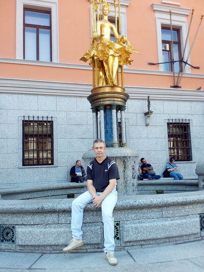  ,   Vladislav, 54 ,   ,   , c 