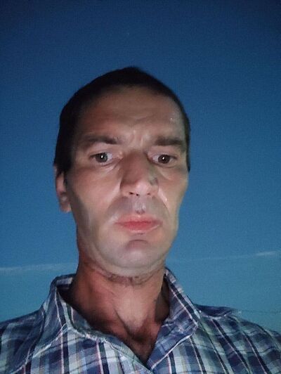  ,   Vadim, 46 ,   ,   