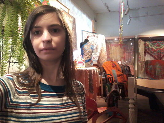  ,   Elya, 25 ,   ,   , c 