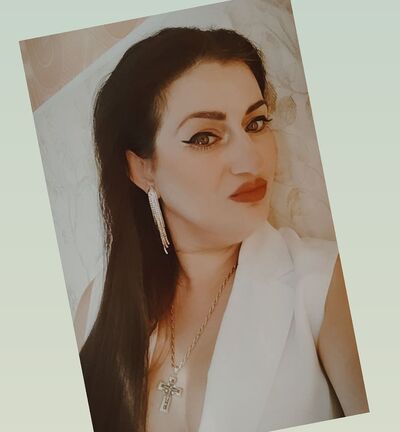  ,   Anna, 46 ,   ,   