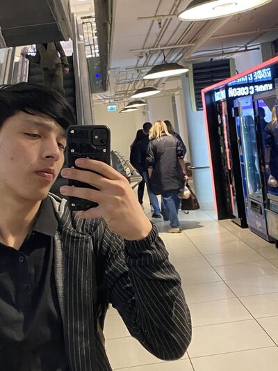  ,   Jakhongir, 25 ,   ,   