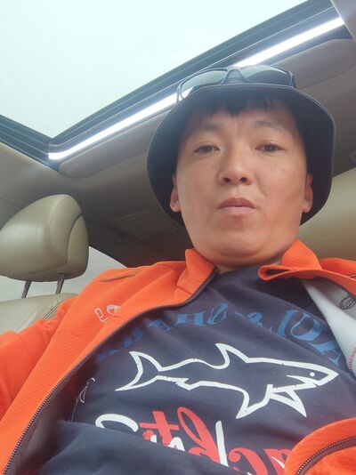  -,   Ilya, 42 ,   ,   
