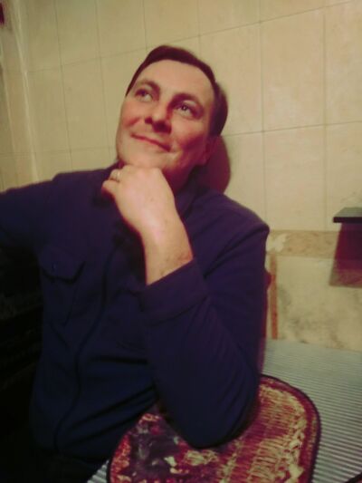  ,   Johnny, 46 ,     , c 