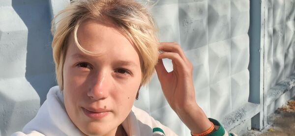  ,   Eva, 22 ,   ,   