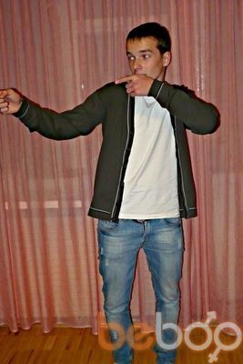  ,   Alex, 29 ,   ,   , c , 