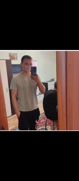  ,   Tommy, 31 ,   ,   